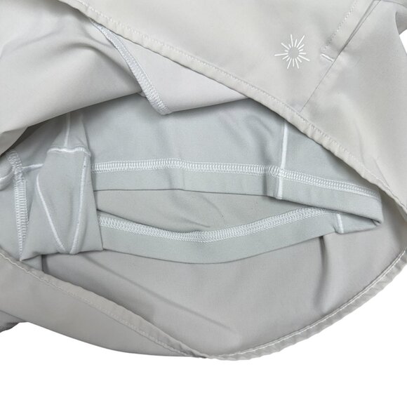 Women's OFFLINE by AERIE Low Rise‎ Athletic Running Shorts- Cream | Size M - Picture 4 of 5